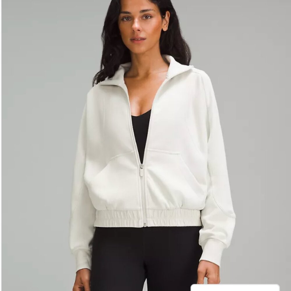 lululemon softstreme zip up hoodie (bone) [SIZE 8]